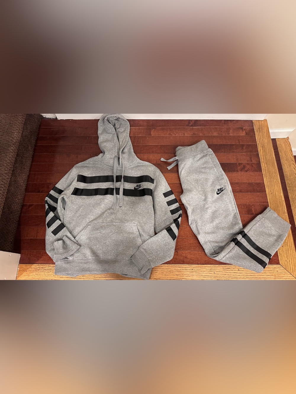 Grey Sweatshirt and Joggers Set with Black Stripes